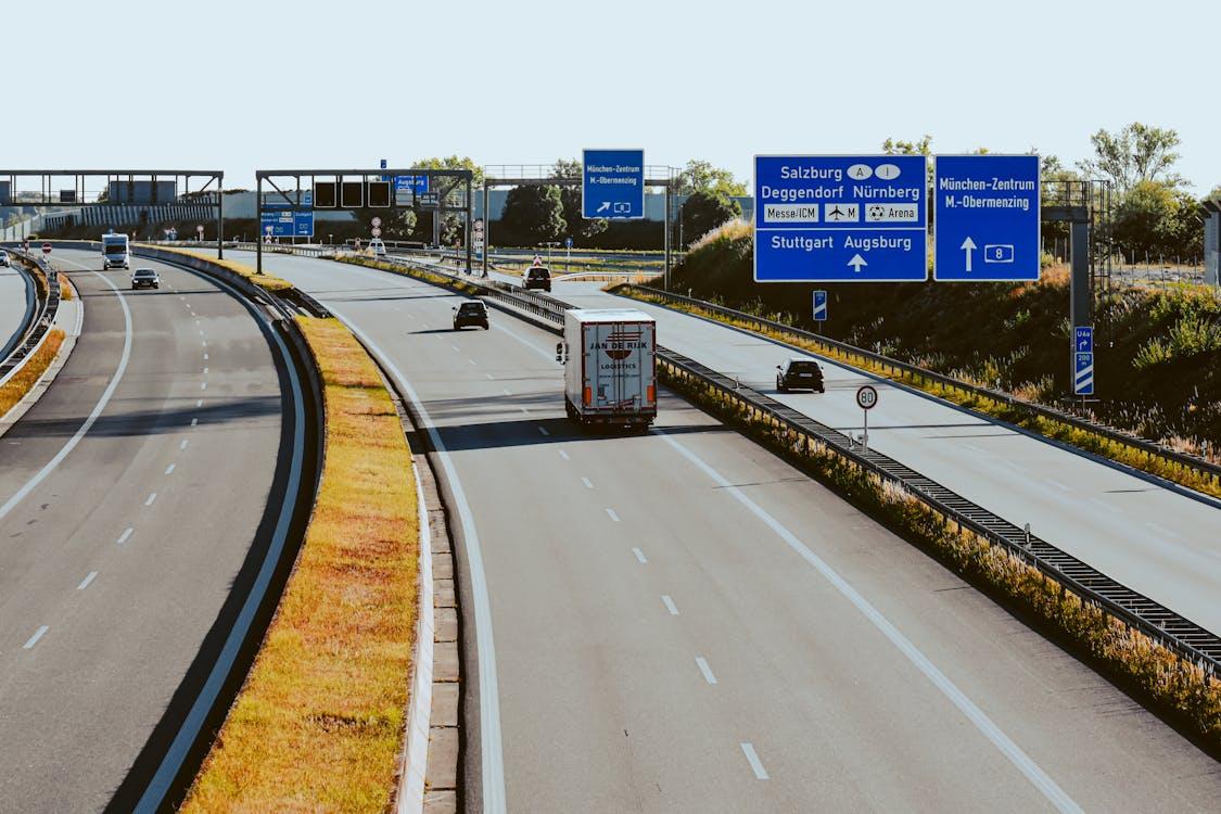 Why You Need a Sacramento Truck Accident Attorney After a Crash