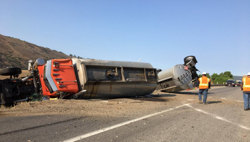 Why You Need a Sacramento Truck Accident Attorney After a Crash